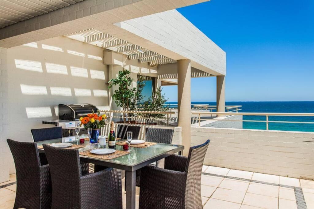 Beach View Apartment In Cottesloe 珀斯 外观 照片
